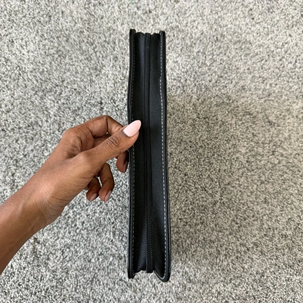 Franklin Covey Black Zip Around Leather 7 Ring Compact Planner 5.5 X 8.5 Inches - Picture 3 of 14